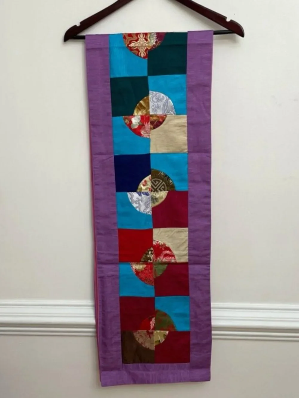 Table Runner Silk Blend‎ Patchwork Colorful Circular Pattern & Pink Reversible